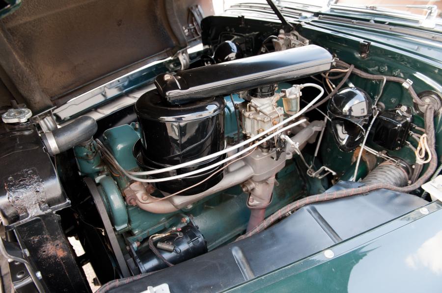  Buick Super Estate Wagon 1947 года  (фото 6 из 25)